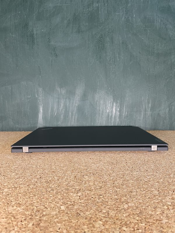 Lenovo ThinkPad T14s Gen2i
